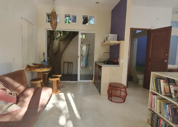Layla Puerto Morelos